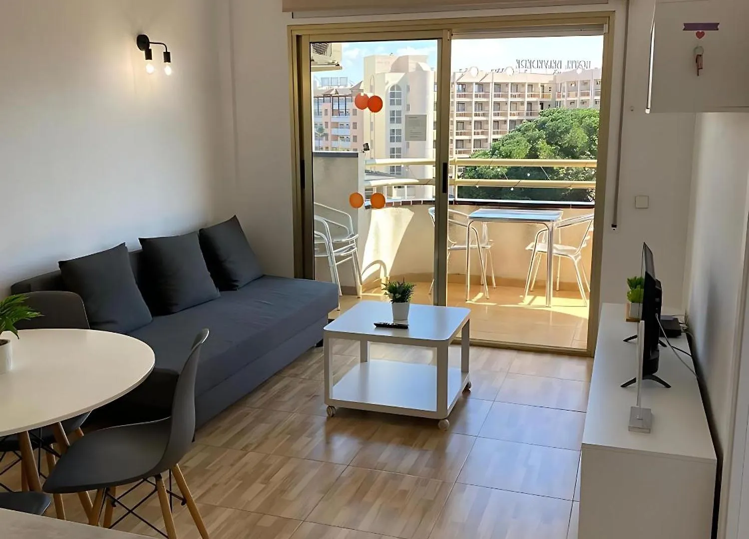 520 - Golden Coast Paradise Salou Spain
